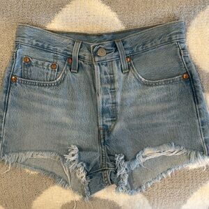 Brand new never worn Levi’s 501 denim cut off shorts
